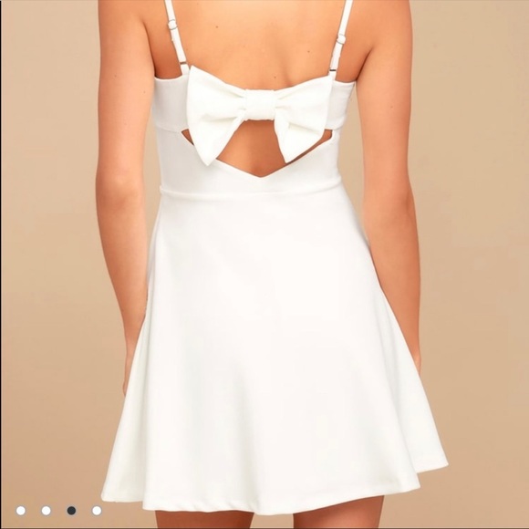 Lulu’s Get to Bow Me White Skater Dress - Picture 2 of 7